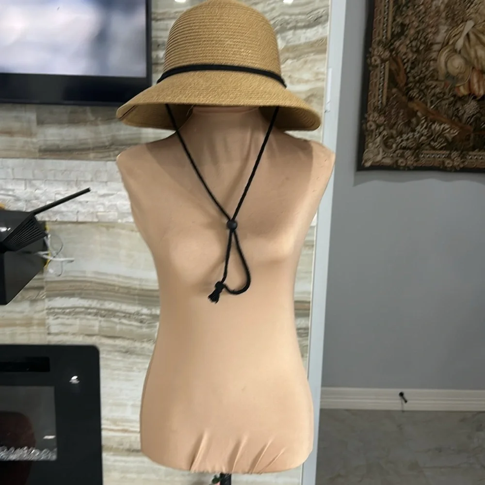 Furtalk New Straw Wide Brim‎ Hat with Ajustable Chin Strap. Inner Velcro Adj. M